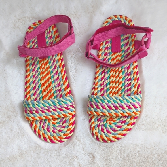 🆕🌿SUNDANCE SANDALS🌿 - Picture 1 of 7